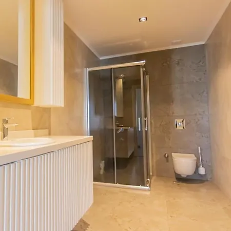 Apartment Premium By The Sea *